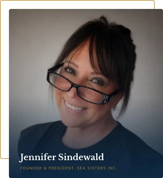Jennifer Sindewald headshot with decorative frame